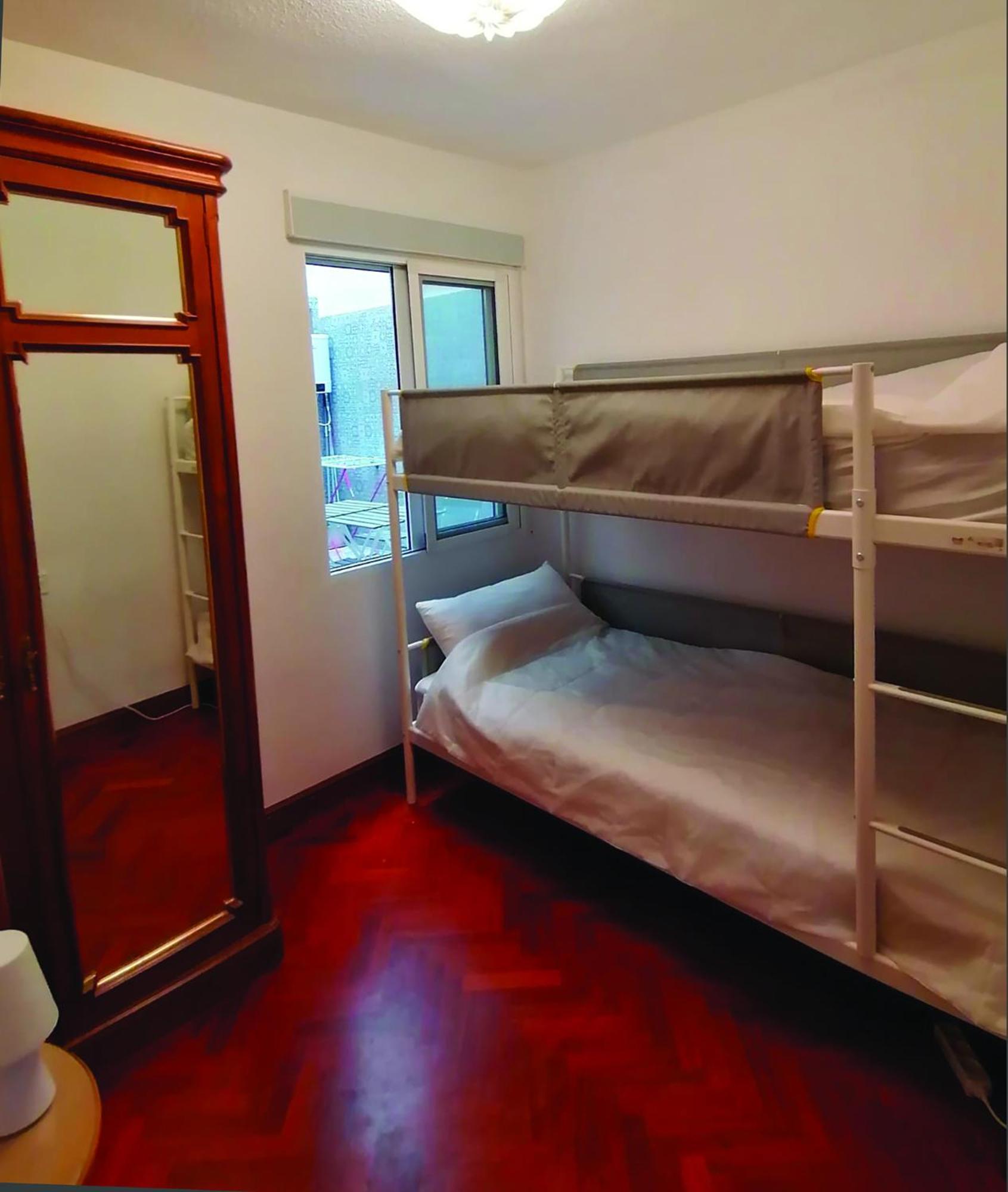 Appartement Au Centre D'Аликанте Екстериор снимка